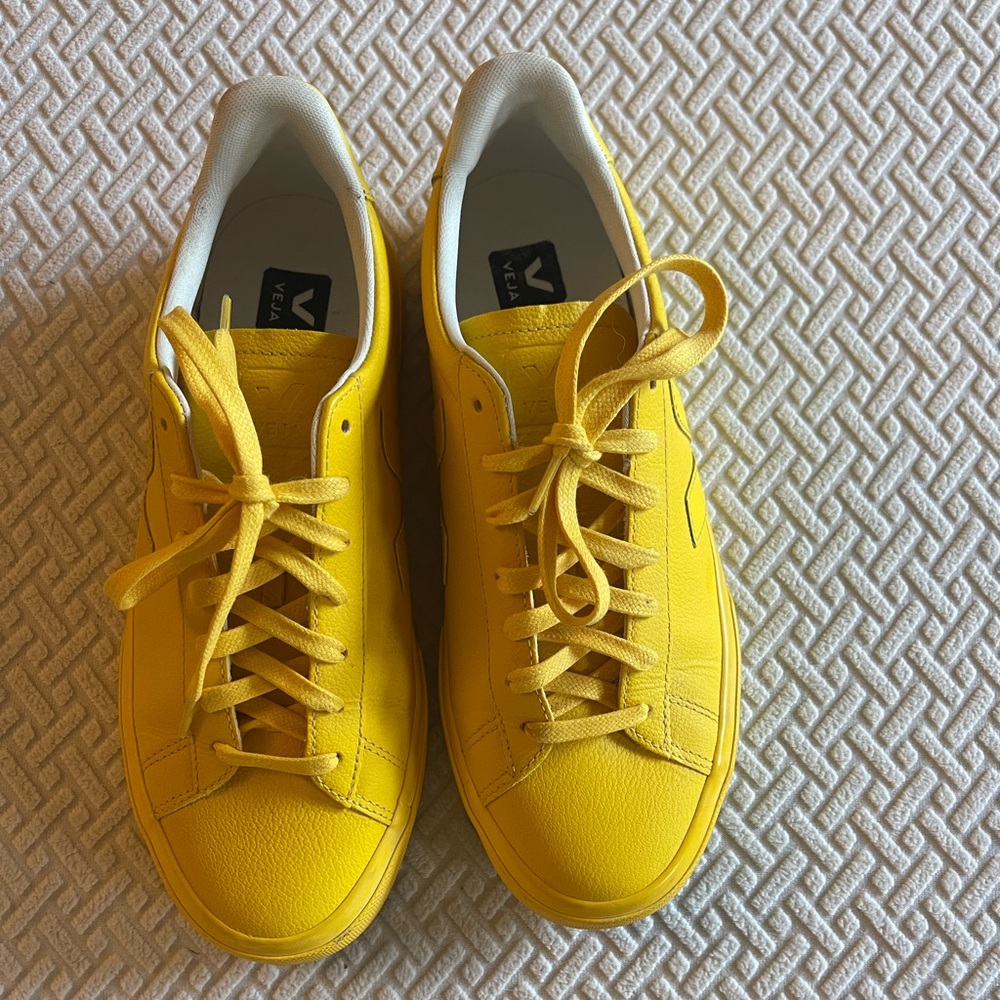 Veja x Mansur Gavriel Campo Yellow